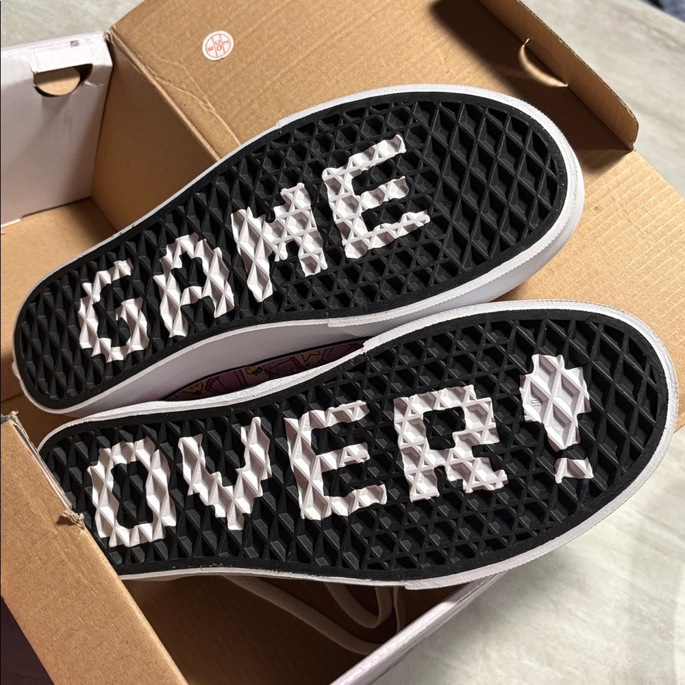 Vans Authentic Nintendo Princess Peach Low Top Trainers - Picture 16 of 16